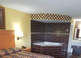 Hermitage Inn 4