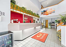 Econo Lodge London North 2