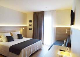 Hotel Emporium - Adults Only 4