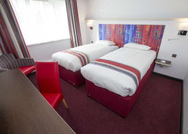 Ramada by Wyndham Milton Keynes 4