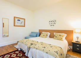 Apartamento A Francos Artist Painting 1 5