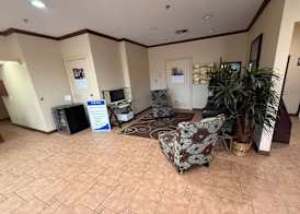Days Inn by Wyndham Navasota 2