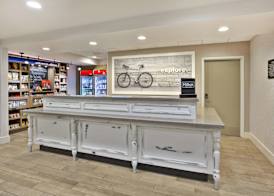 Hampton Inn & Suites Alliance 3