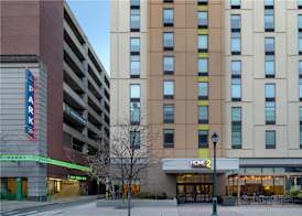 Home2 Suites by Hilton Philadelphia Convention Center 3