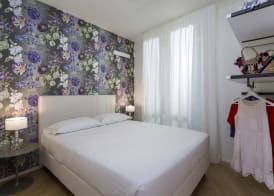 Embassy Aparthotel 3