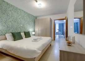 Sliema Tigne Suites 3
