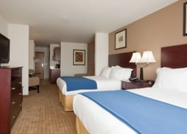 Holiday Inn Express & Suites ANTIGO by IHG 5