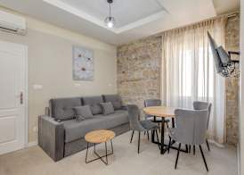 InMotion Luxury Rooms 2