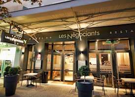 Hotel Les Negociants 4