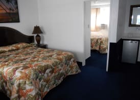 LA Adventurer Hotel 2