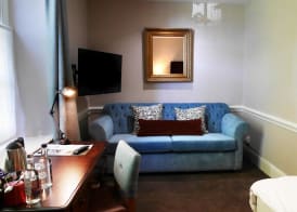 The Fleece 5