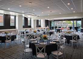 Fairfield Inn & Suites by Marriott Tempe 2