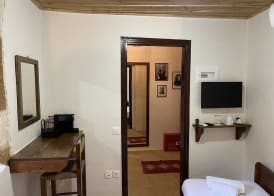 Captain Vasilis Hotel 5