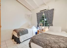 Hideaway Apartments Grenada 5