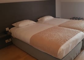 Logis Hôtel des Deux Forts 5
