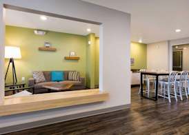 WoodSpring Suites Baton Rouge Airport 3