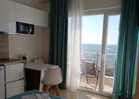 Navarino Luxe Suites 2
