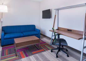 Holiday Inn Express & Suites FORT WORTH WEST by IHG 3