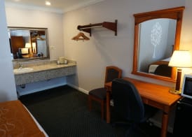 Journey Inn 5