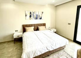 Luxury 3 Bedrooms Apartment Sea View 2