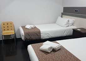 Hostal Levante Barcelona 5