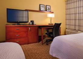 Courtyard by Marriott Richmond West 5