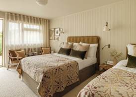 The Royal George 5