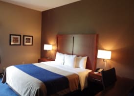 Comfort Inn Crystal Lake - Algonquin 5