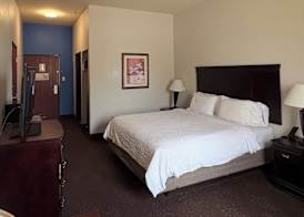 Country Inn & Suites by Radisson, Terrell 4