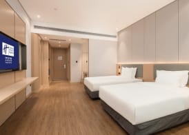 Holiday inn Express Dongguan Shatian by IHG 3