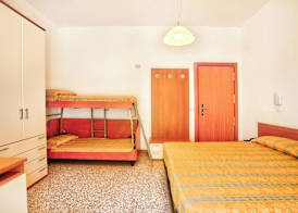 Hotel Happy 2
