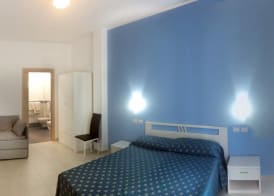 Maniel Beach Hotel 5