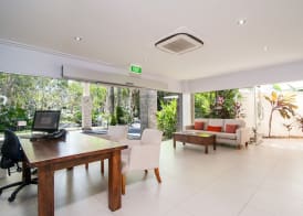 Mandalay Luxury Beachfront Apartments 2