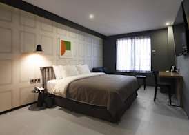 Hound Hotel Gwangan 5