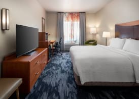 Fairfield Inn & Suites by Marriott Visalia Tulare 5