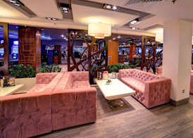 International Hotel Casino & Tower Suites 4