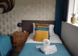 The Riverside inn 4