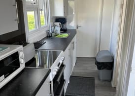 Beautiful 2-bed Chalet in Aberystwyth 4