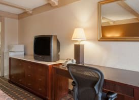 Knights Inn Greensburg 4