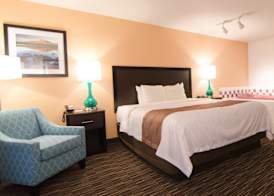 Cottage Grove Inn 2