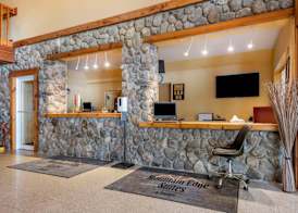 Mountain Edge Suites at Sunapee, an Ascend Collection Hotel 2