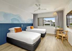 Mercure Cairns 4