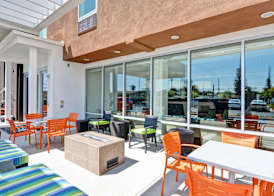 Home2 Suites by Hilton Azusa 3