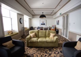 Mannings Hotel 2
