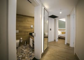 Sailor's Beach Club 5