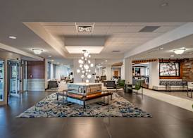 DoubleTree by Hilton Dallas - Farmers Branch 5