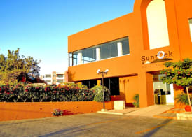 Sunrock Hotel & Suites 3