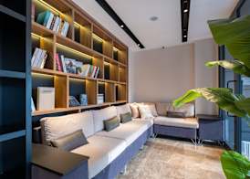 FLY POINT AIRPORT HOTEL 2