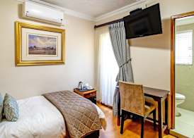 Sunward Park Guest House & Conference Centre 4