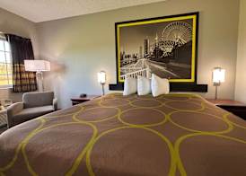 Super 8 by Wyndham Mt. Carmel IL 5